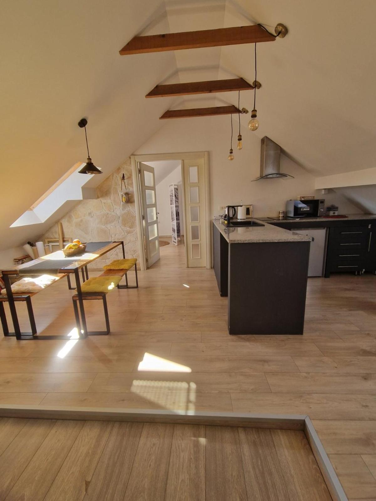 House 11 Apartman Nikšić Kültér fotó